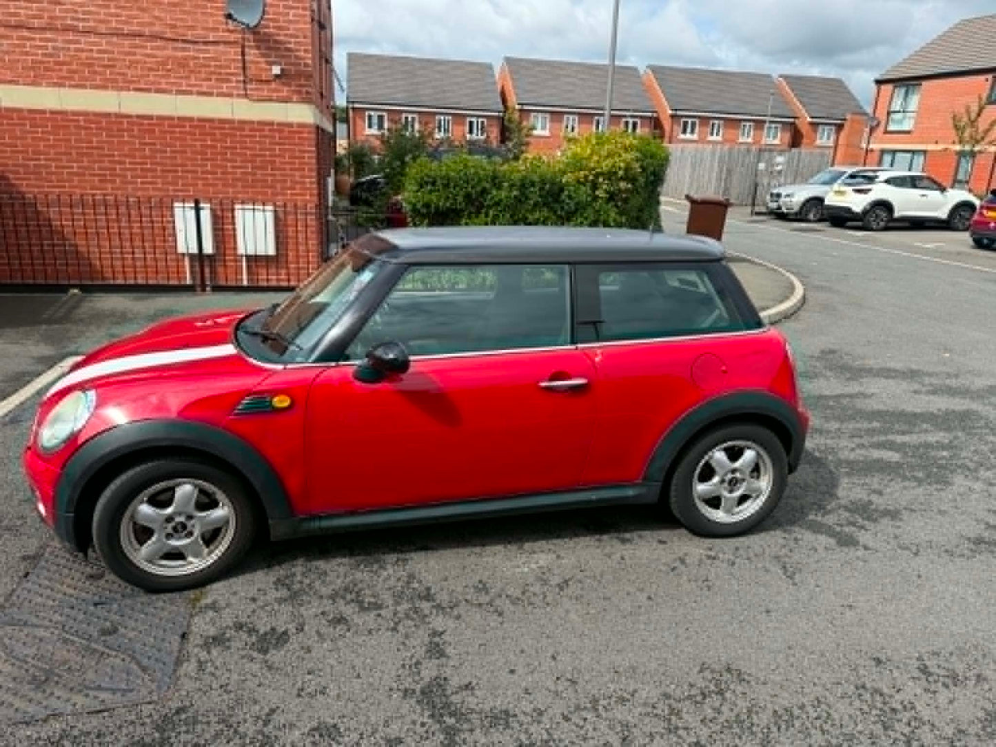 2008-MINI ONE
