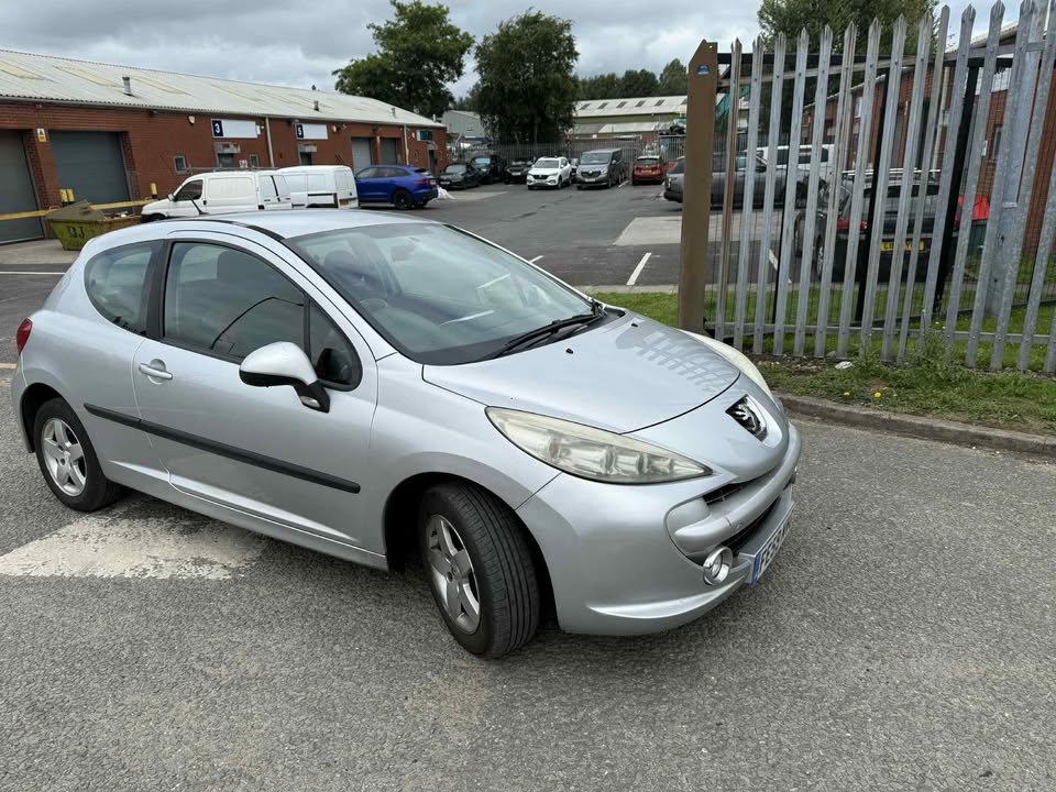 2009 - PEUGEOT 207 VERVE
