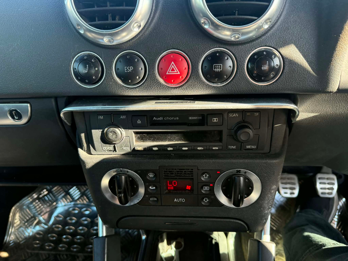 2002- AUDI TT CONVERTIEBLE