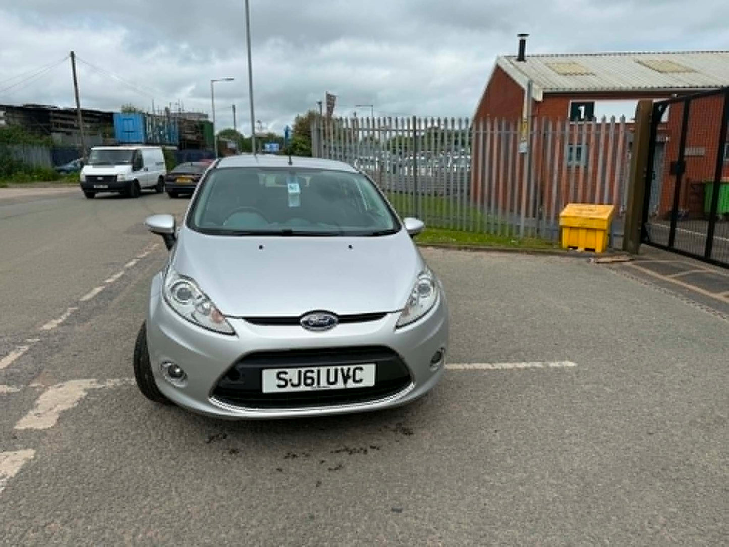 2011 - FORD FIESTA