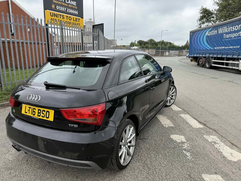 2016 - AUDI A1