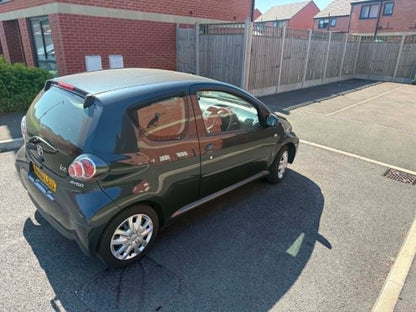 2011-TOYOTA AYGO