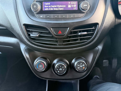 2016-VAUXHALL VIVA