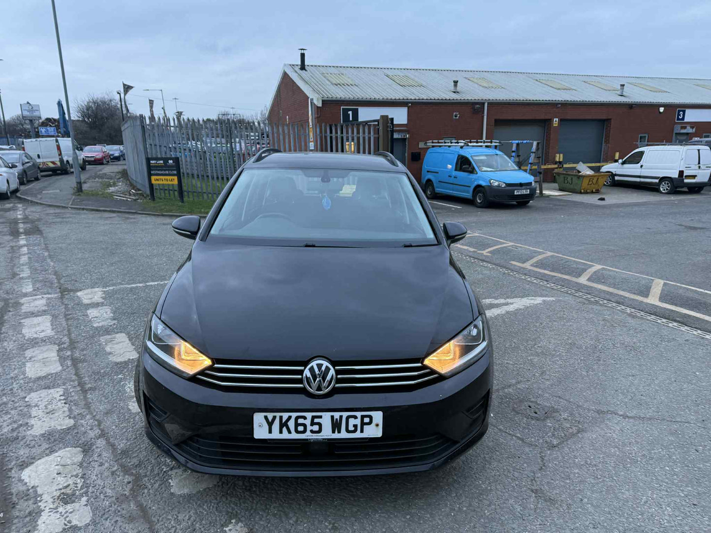 2015 - VW GOLF SV