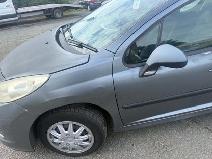 2010-PEUGEOT 207