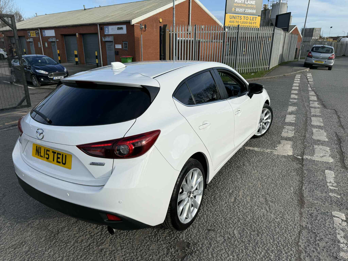 2015 - MAZDA 3 AUTOMATIC