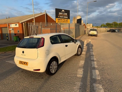 2012 FIAT PUNTO POP