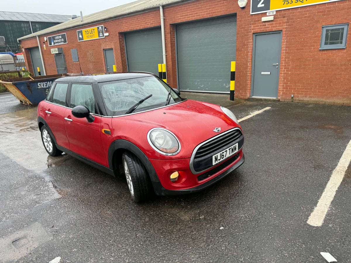 2017-MINI ONE