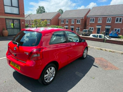 2008-TOYOTA YARIS
