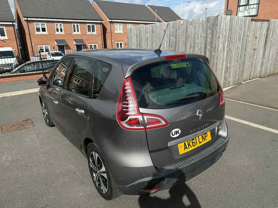 2011 - RENAULT SCENIC