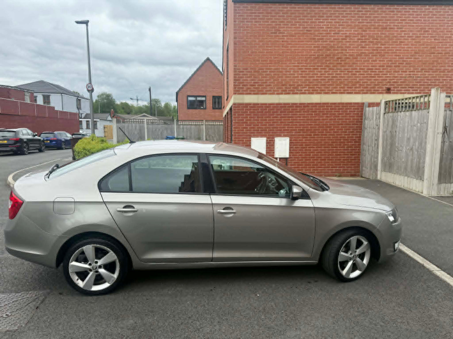 2017-SKODA RAPID