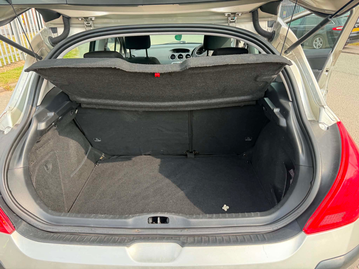 2008-PEUGEOT 308
