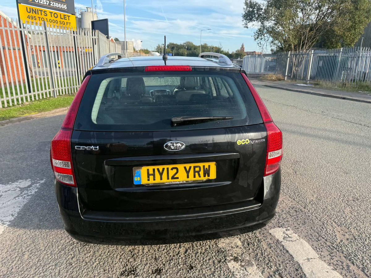 2012- KIA CEED ESTATE