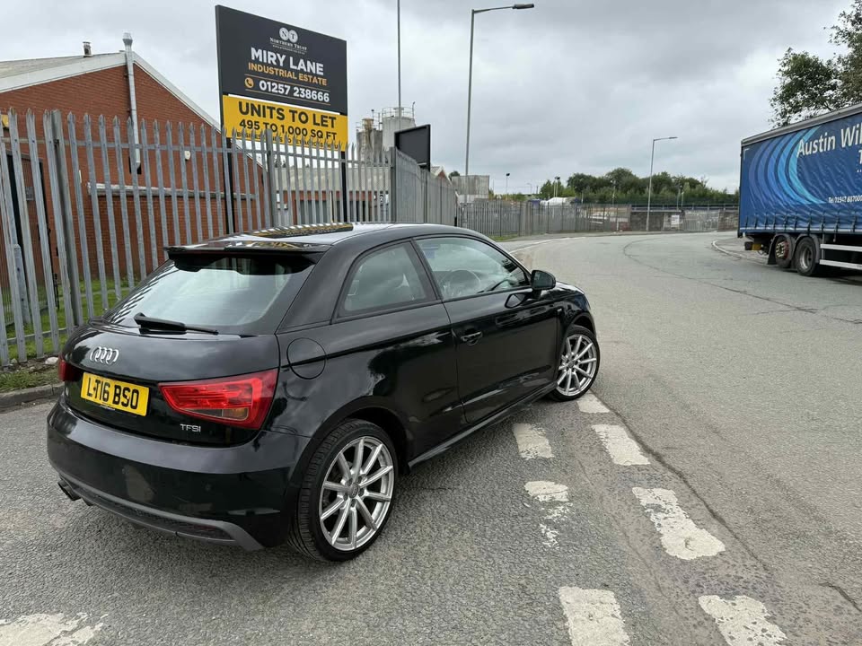 2016 - AUDI A1