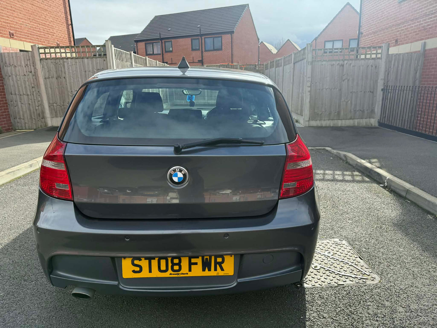 2008-BMW 1 SERIES