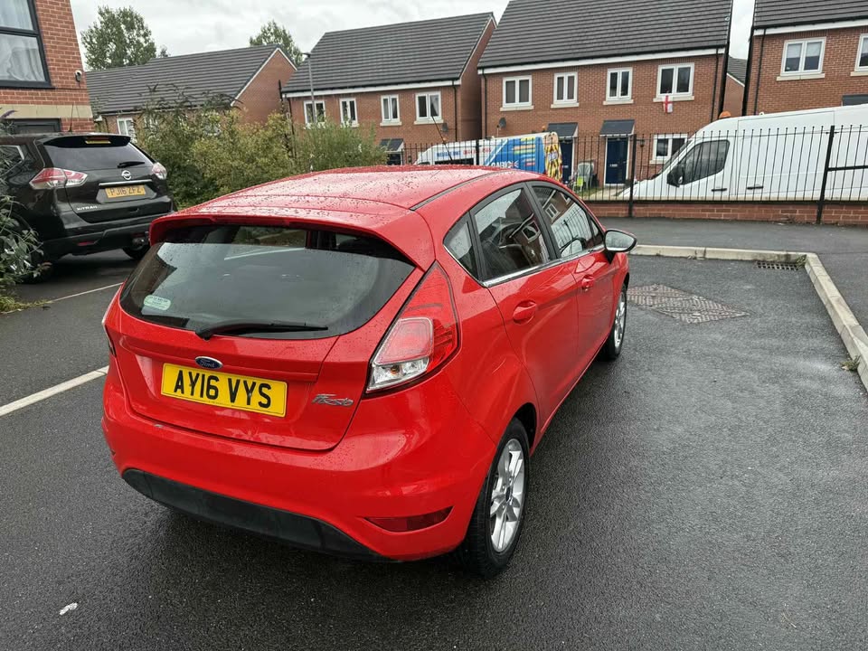 2016 - FORD FIESTA