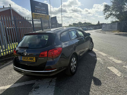 2015 - VAUXHALL ASTRA