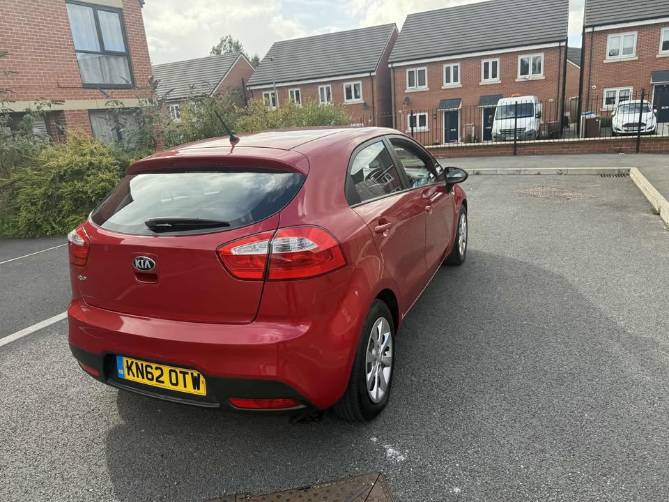 2012 - KIA RIO