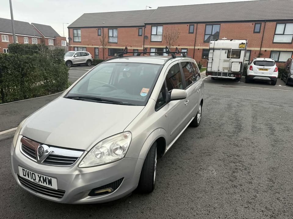 2010 - VAUXHALL ZAFIRA