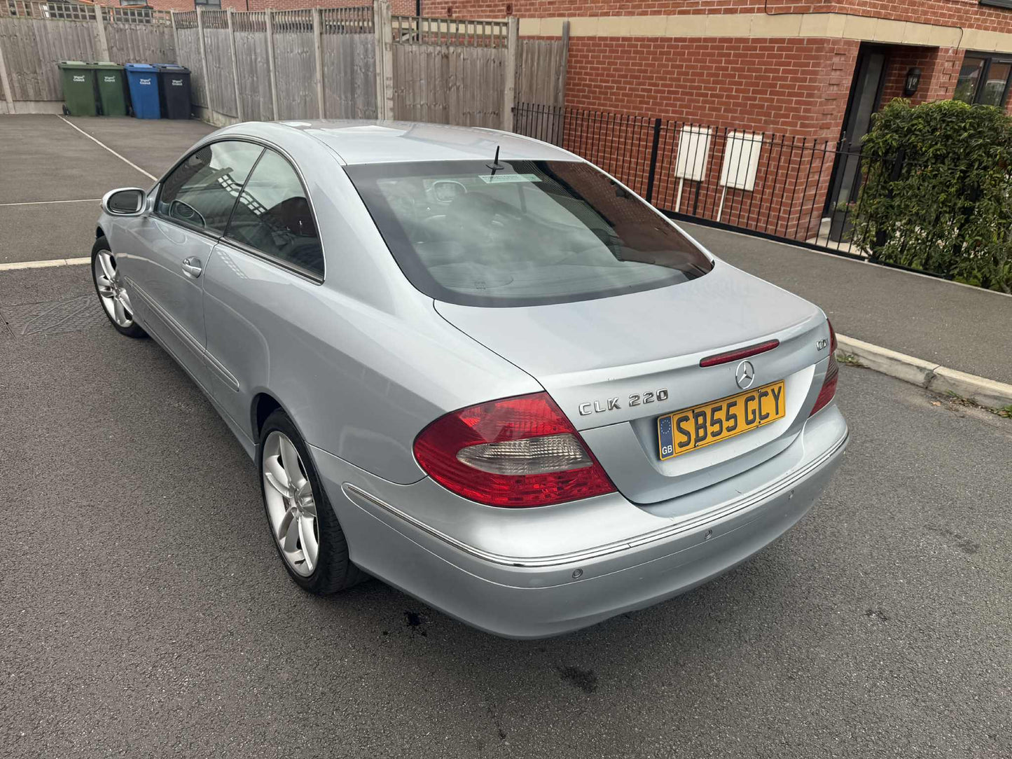 2005-MERCEDES BENZ AUTOMATIC