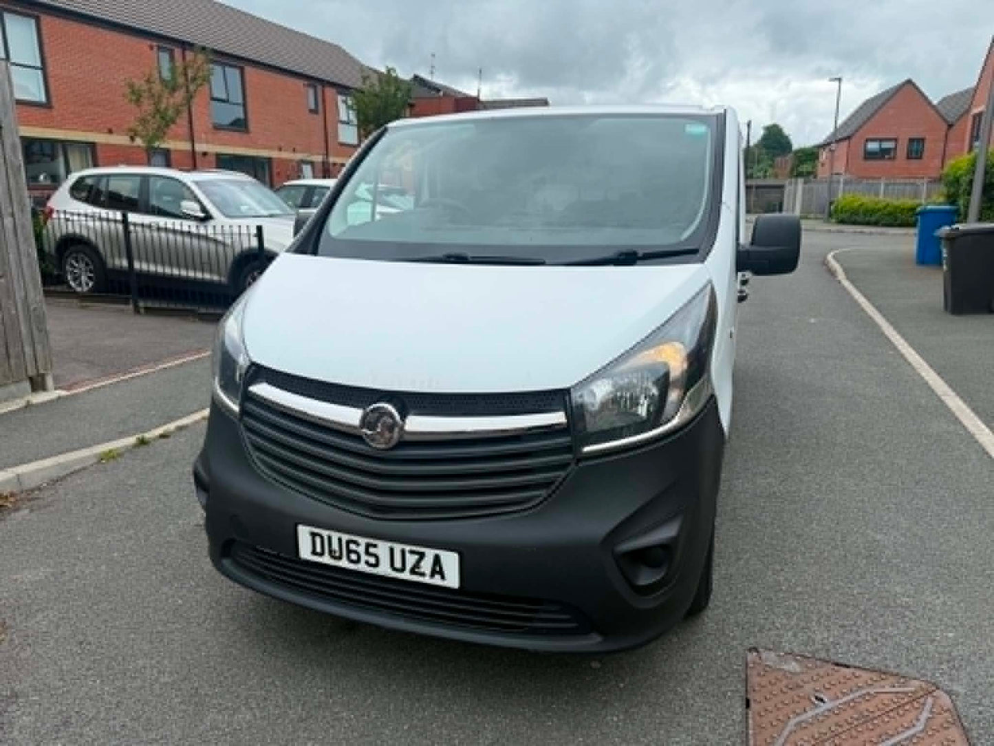 2015-VAUXHALL VIVARO