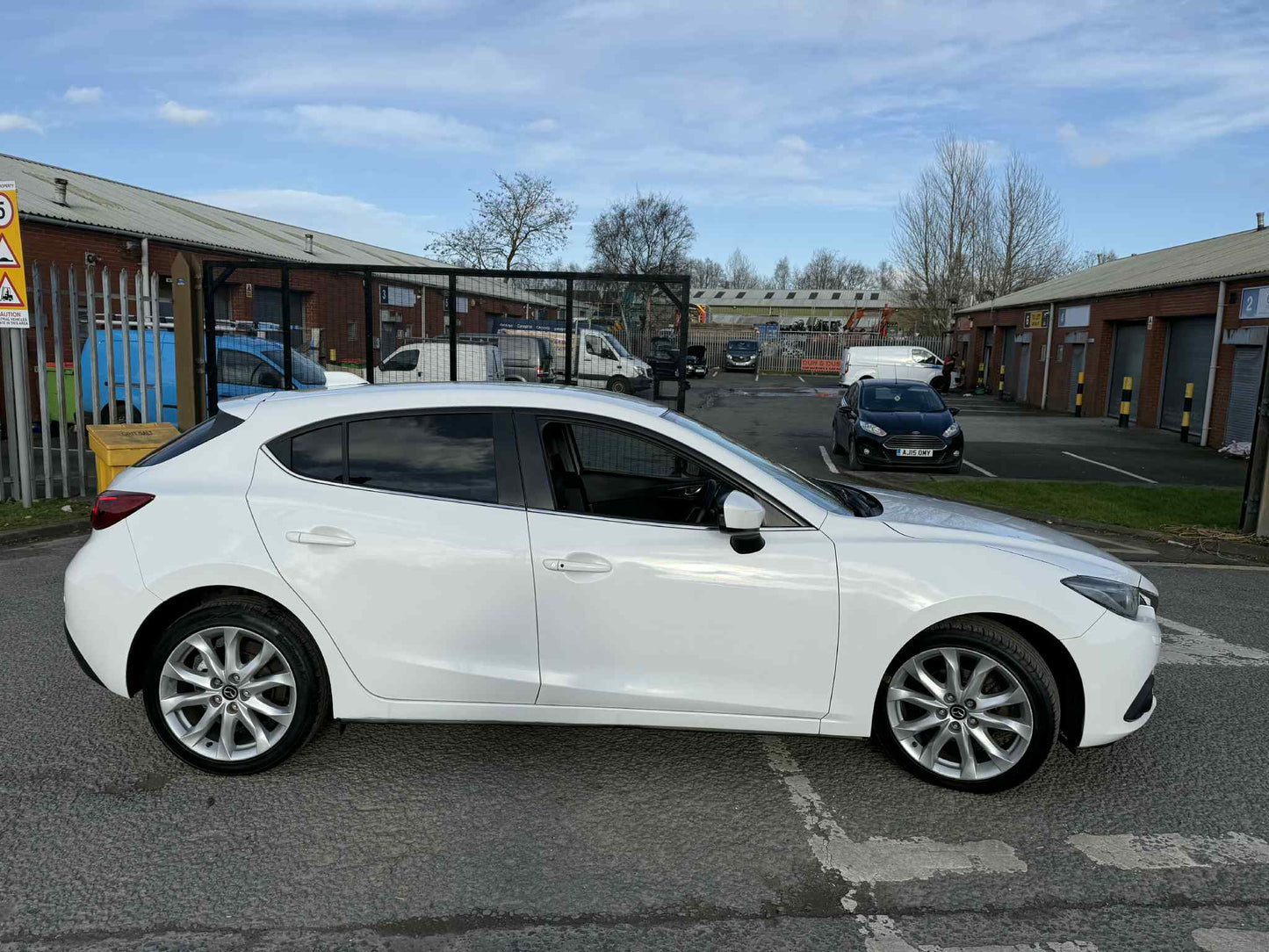 2015 - MAZDA 3 AUTOMATIC