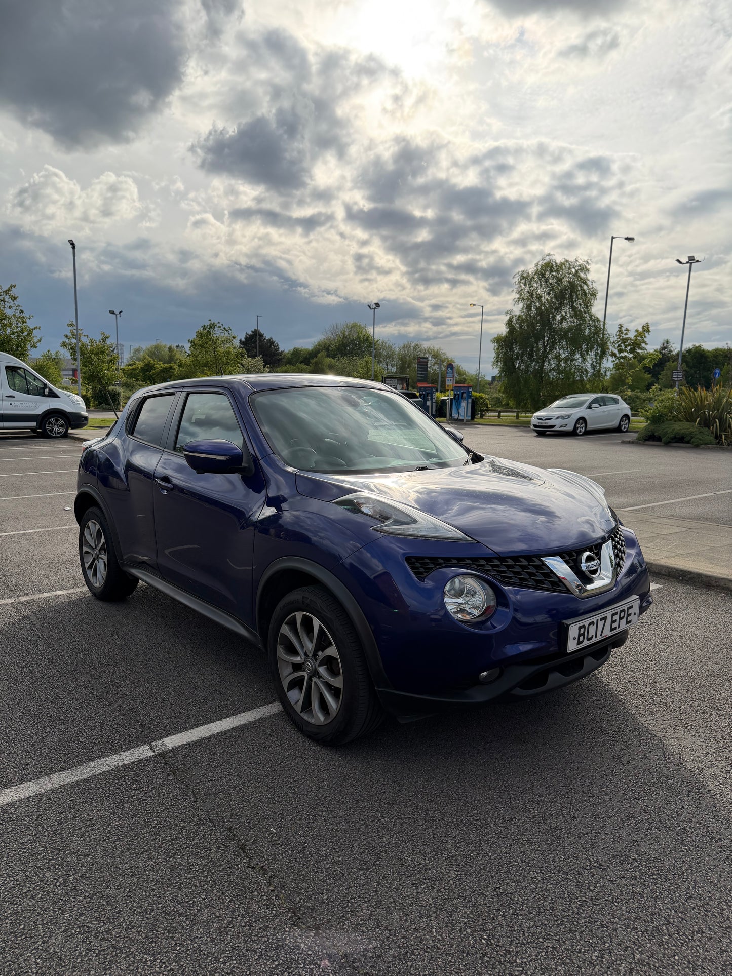 2017 - NISSAN JUKE TEKNA.  (PRIVATE SALE)
