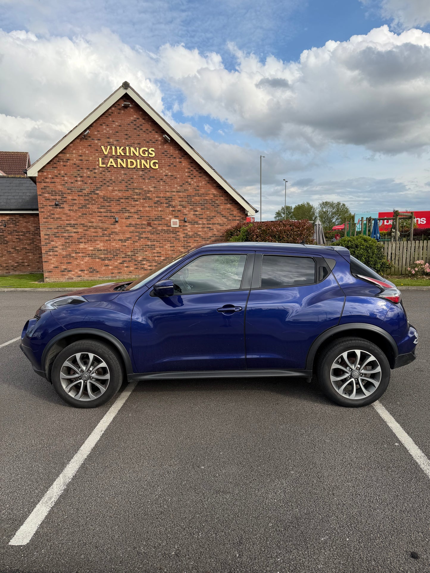 2017 - NISSAN JUKE TEKNA.  (PRIVATE SALE)