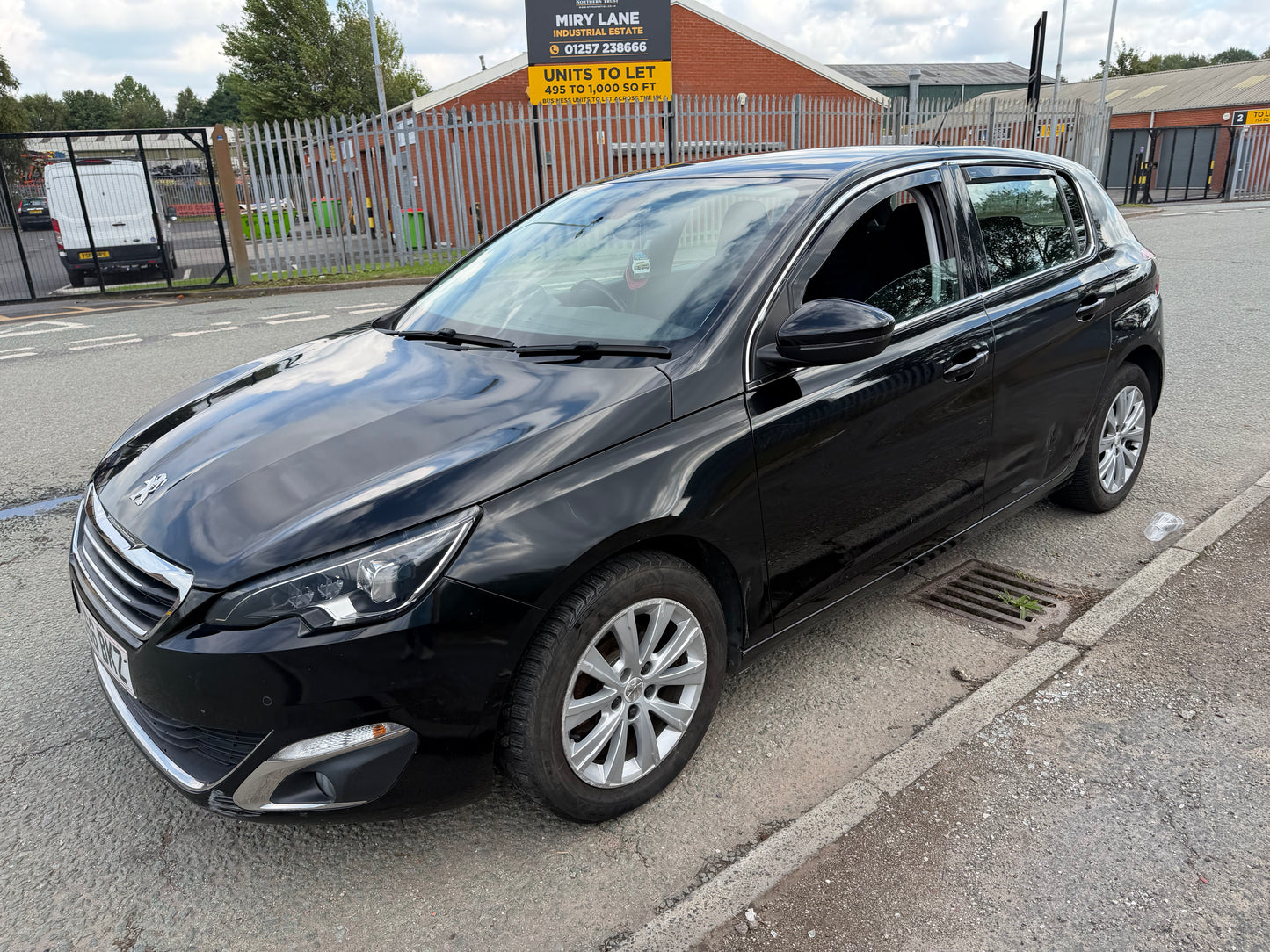 2016 - Peugeot 308 Allure HDi Blue S/S