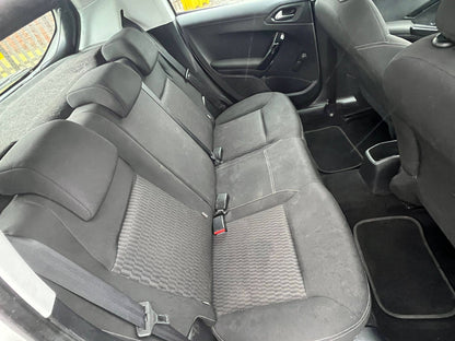 2017 - PEUGEOT 208